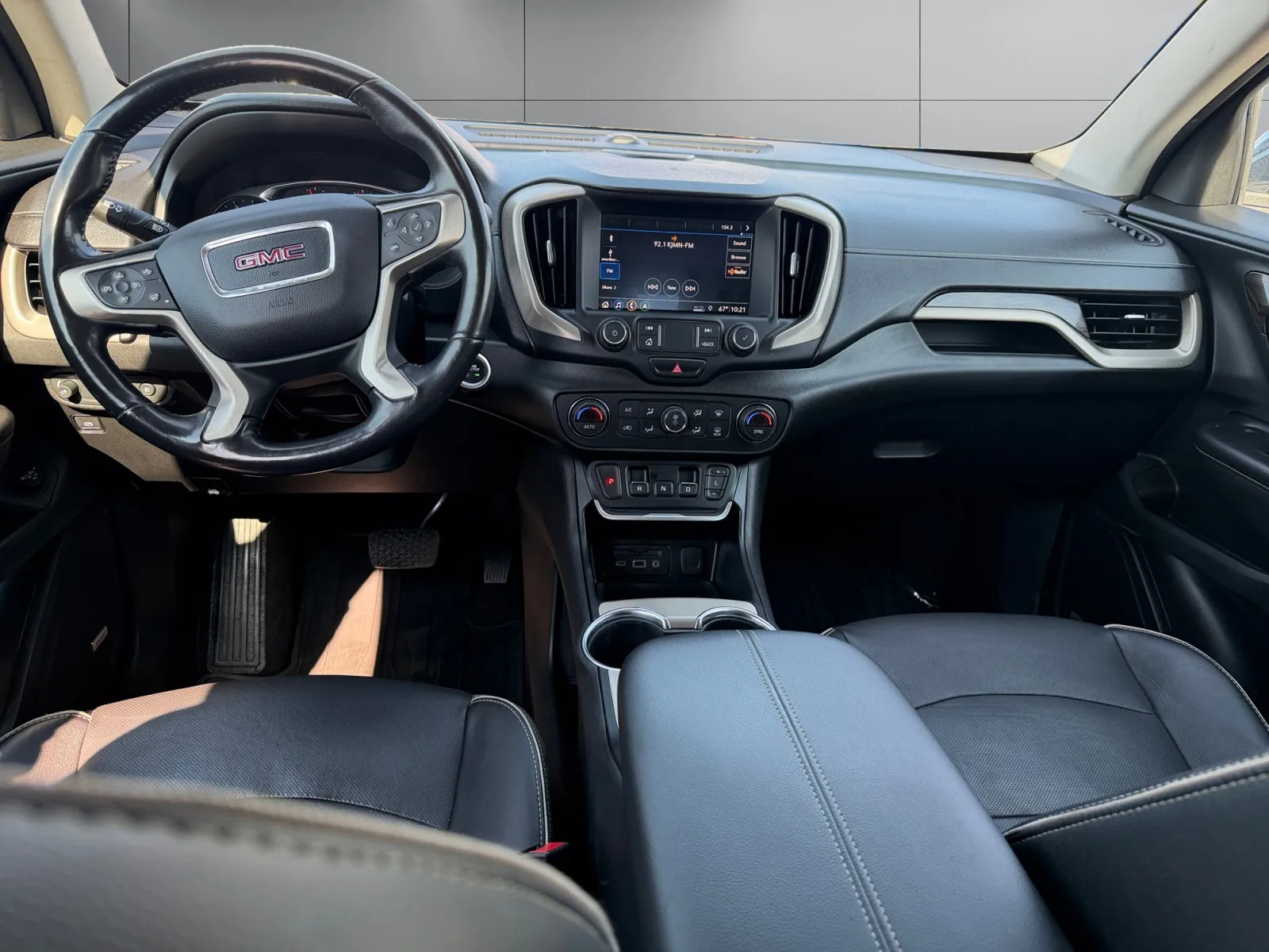 GMC Terrain photo 12