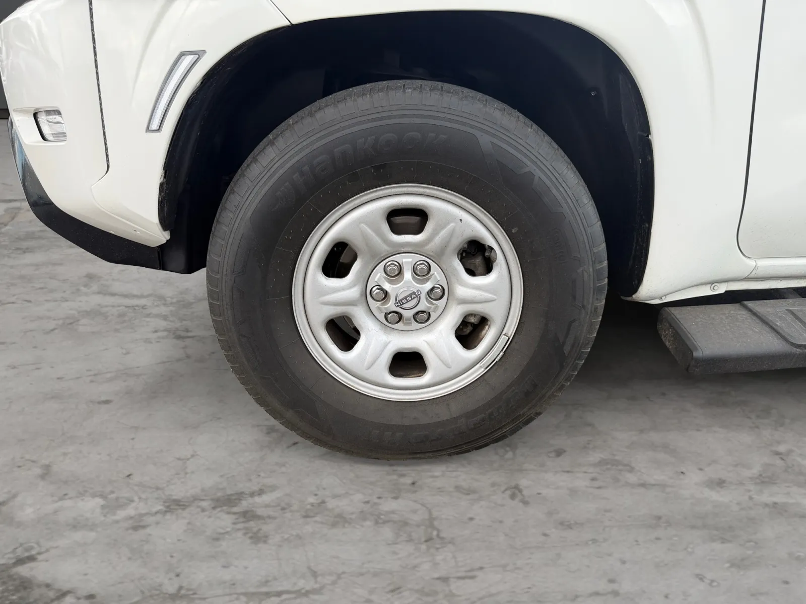 Nissan Frontier photo 9