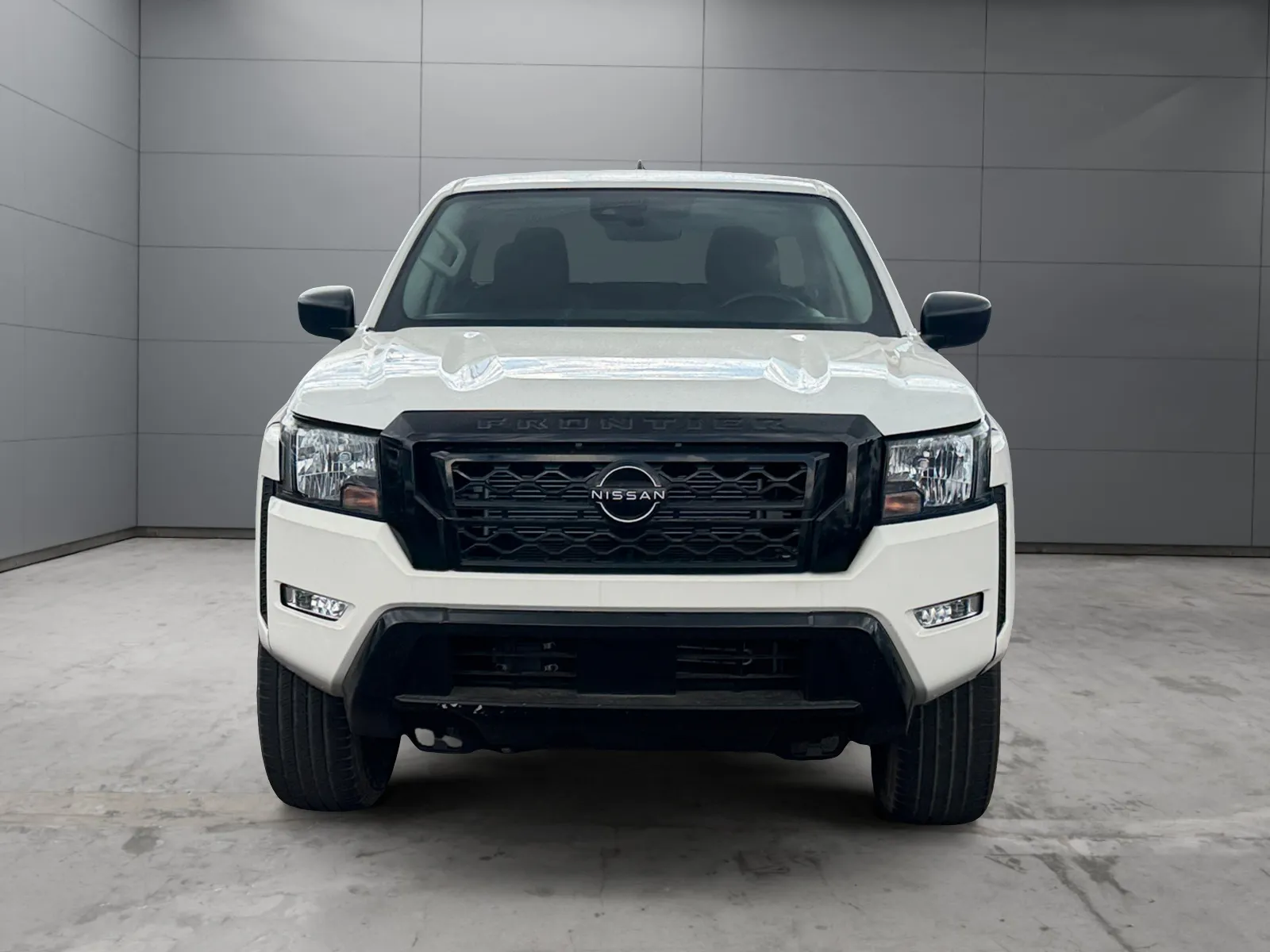 Nissan Frontier photo 8