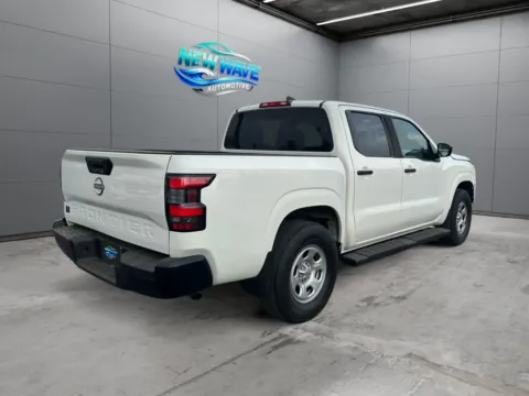 More photos of 2022 Nissan Frontier Crew Cab S 4x2 at New Wave Automotive, CO