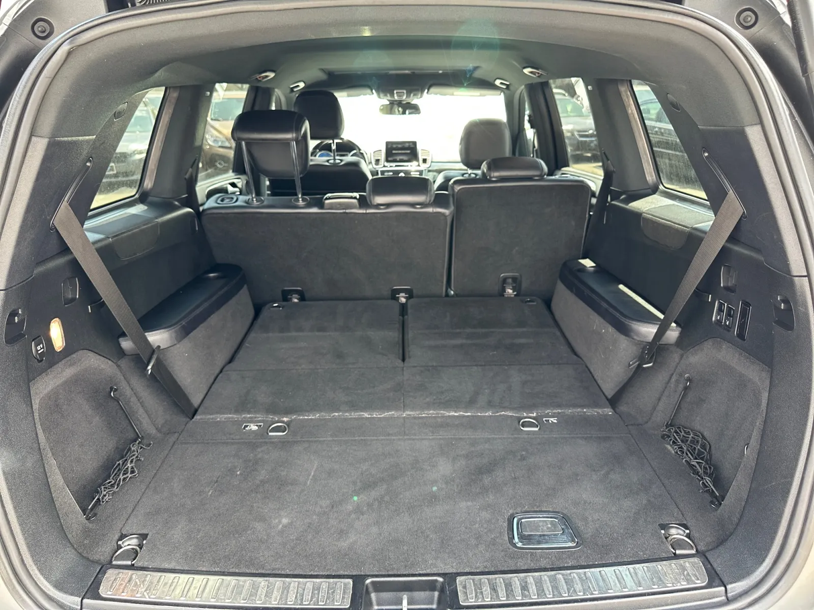 Mercedes-Benz GLS 450 photo 19