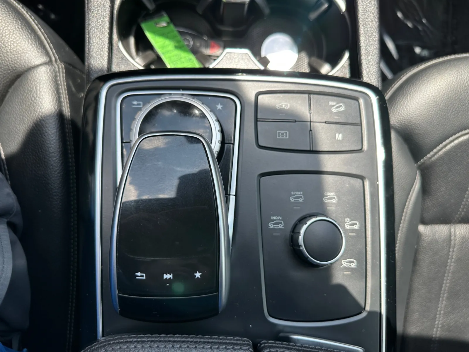 Mercedes-Benz GLS 450 photo 24