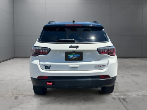 More photos of 2020 Jeep Compass Trailhawk 4x4 at New Wave Automotive, CO