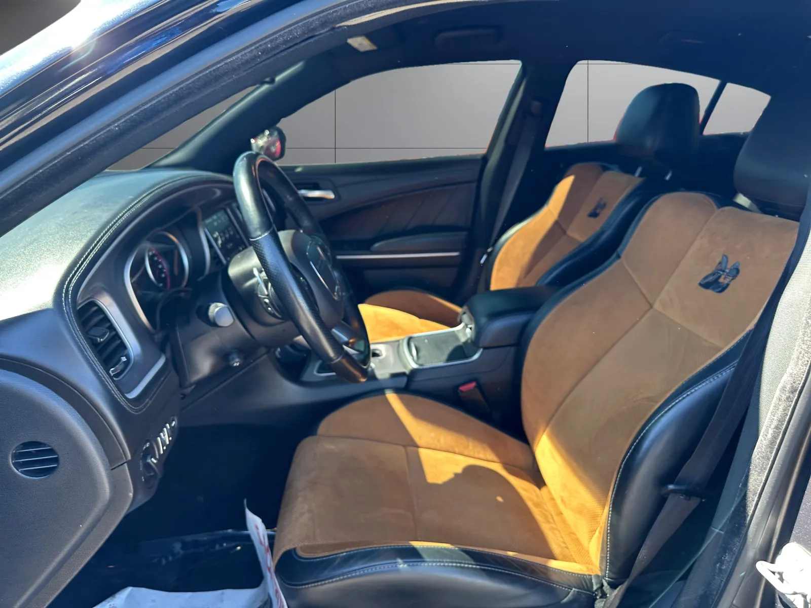 Dodge Charger photo 10