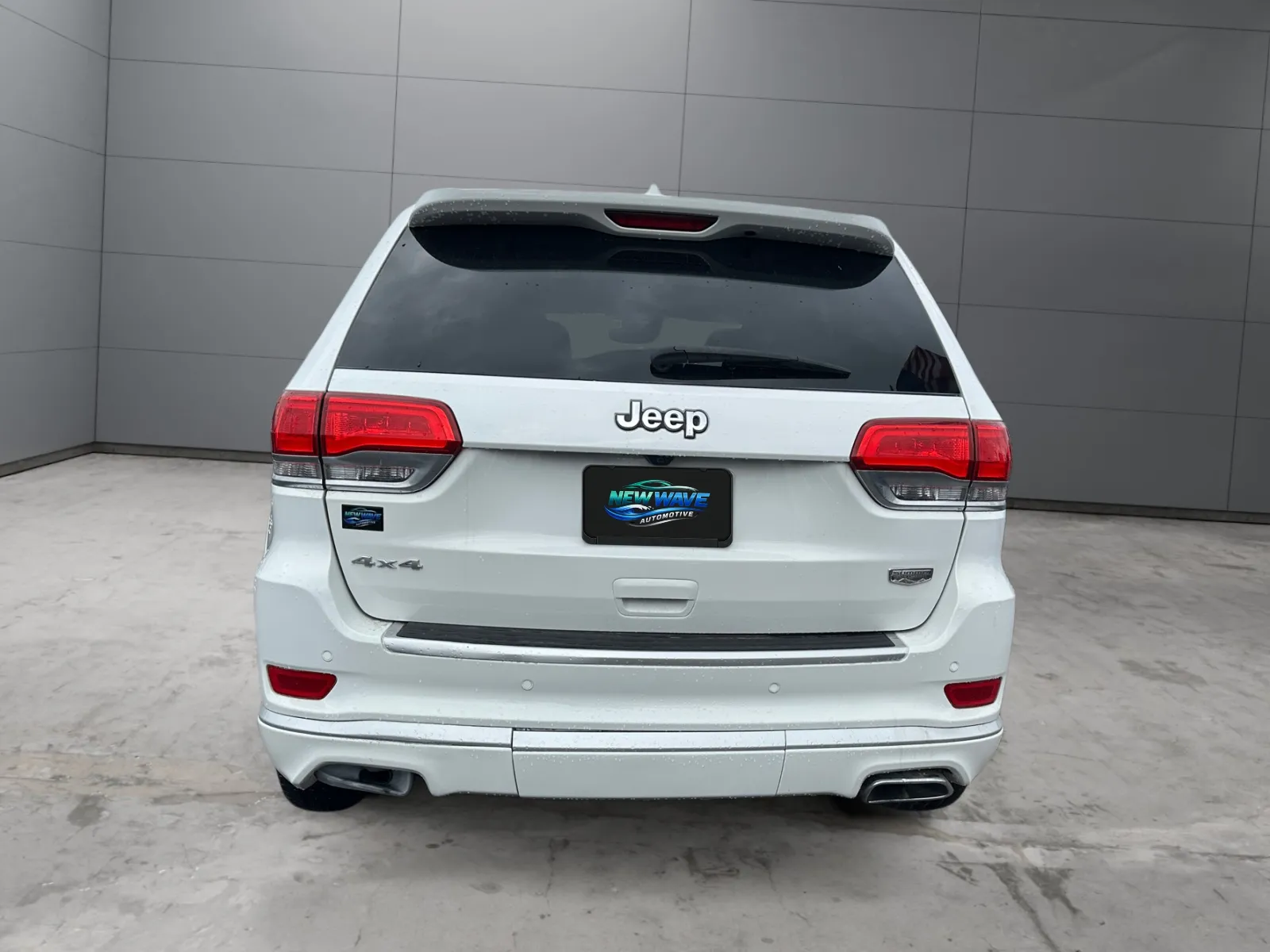 Jeep Grand Cherokee photo 4