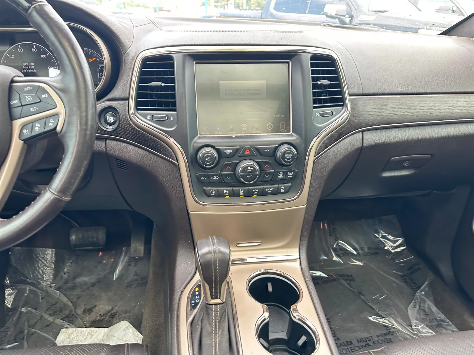 Jeep Grand Cherokee photo 15
