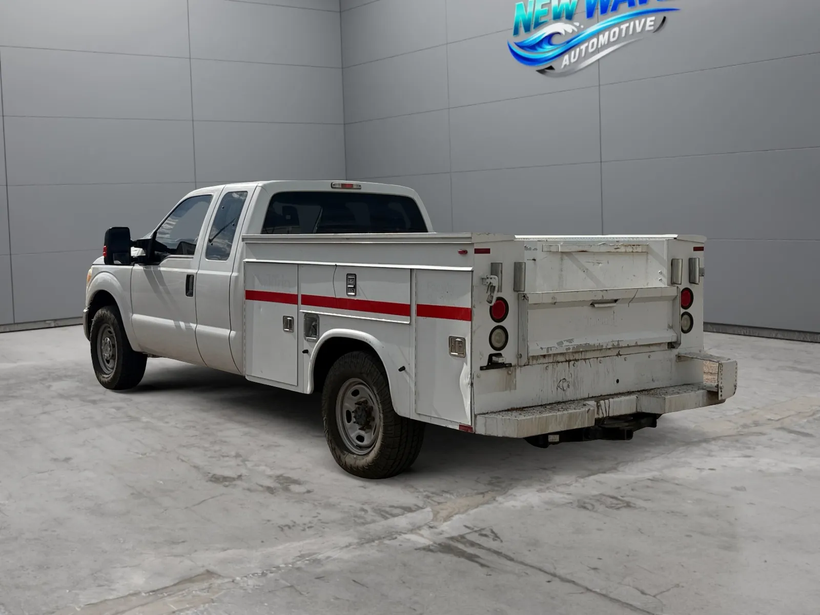 Ford F-350 photo 3