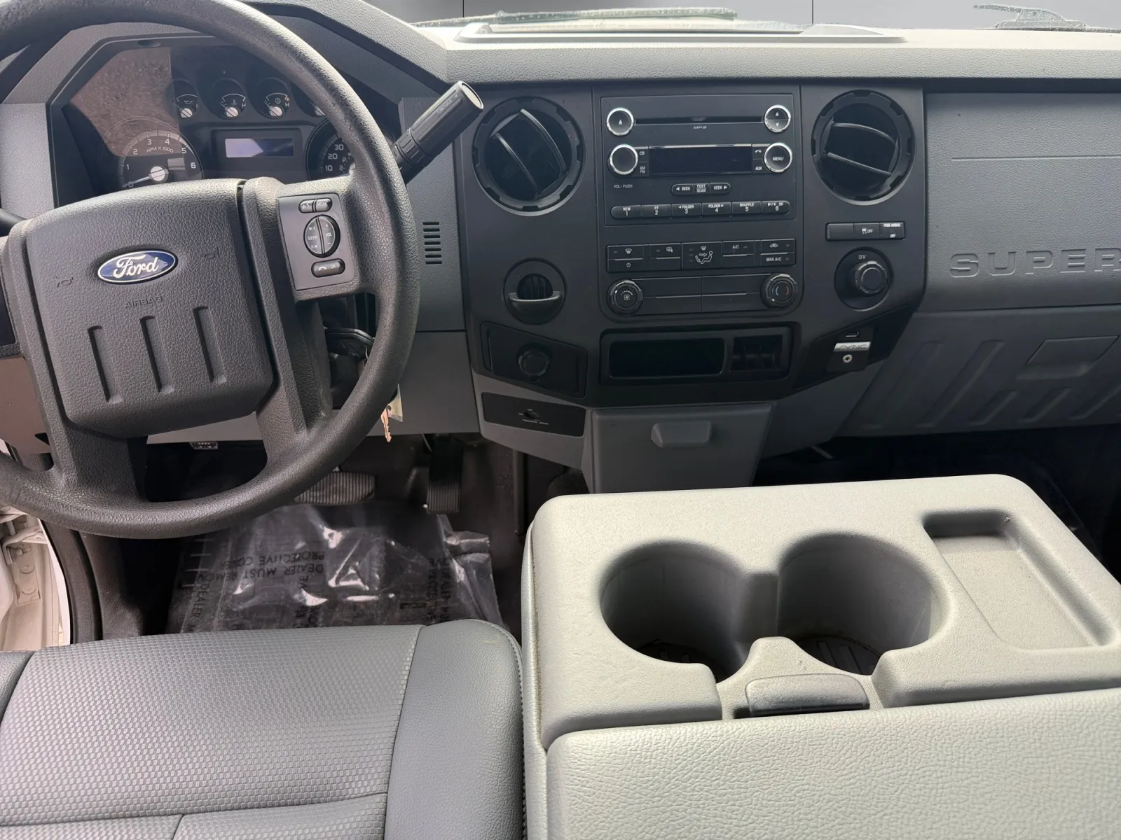 Ford F-350 photo 12