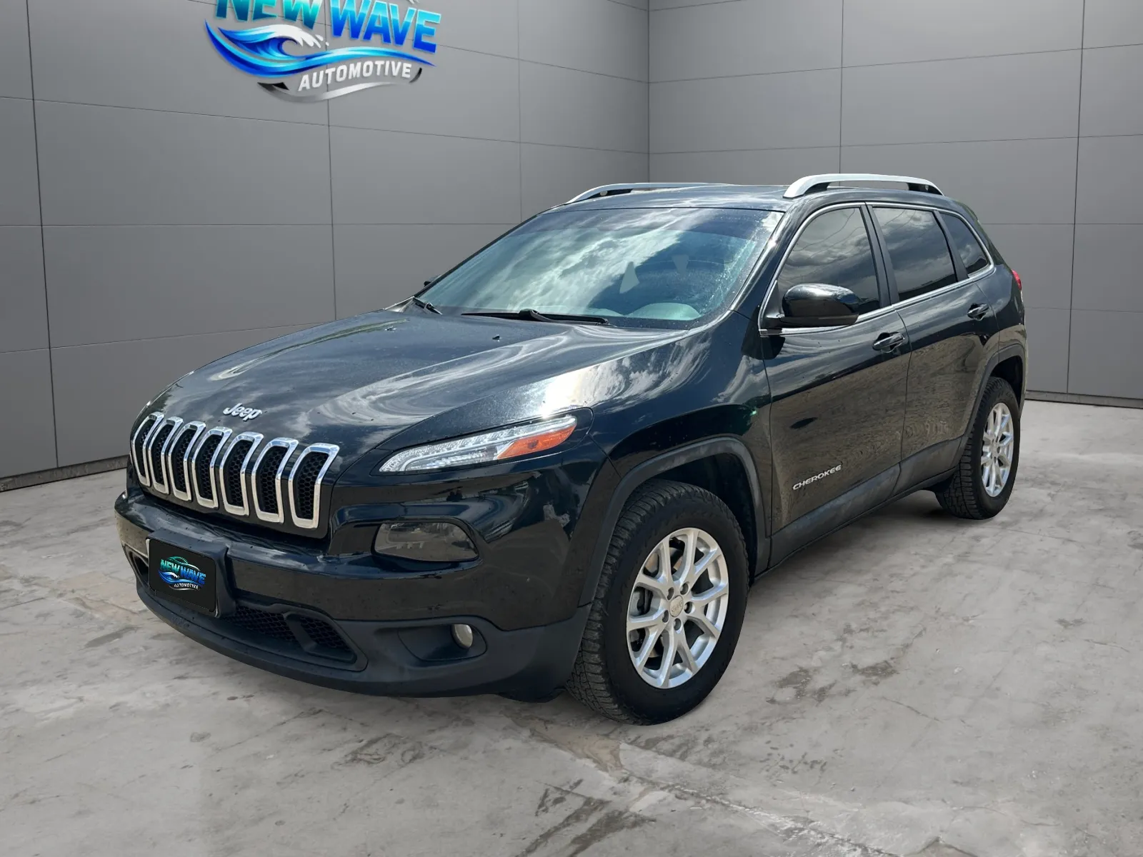 Black 2017 Jeep Cherokee Latitude for sale in Denver, CO