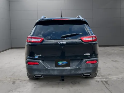More photos of 2017 Jeep Cherokee Latitude at New Wave Automotive, CO