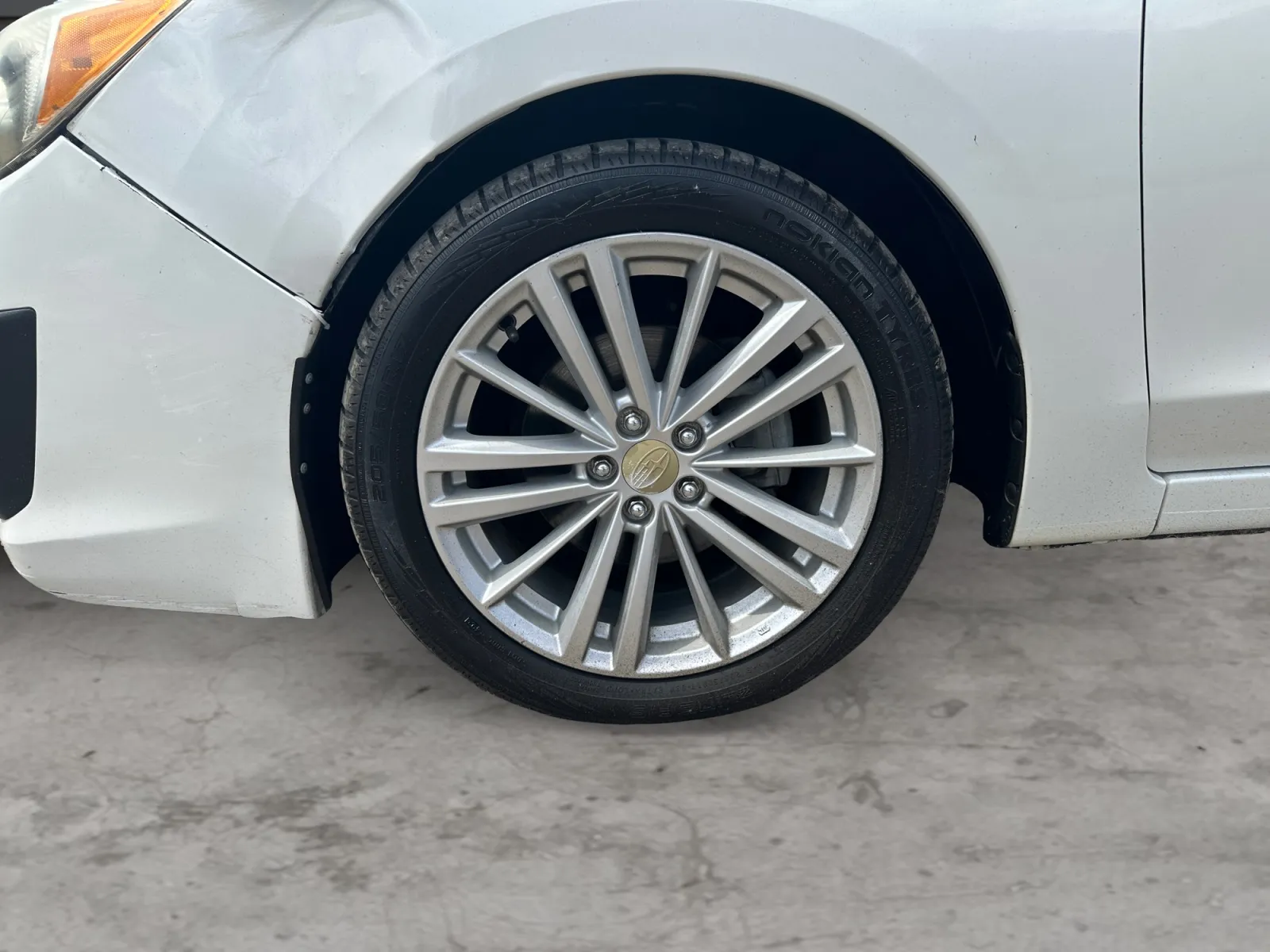Subaru Impreza photo 9