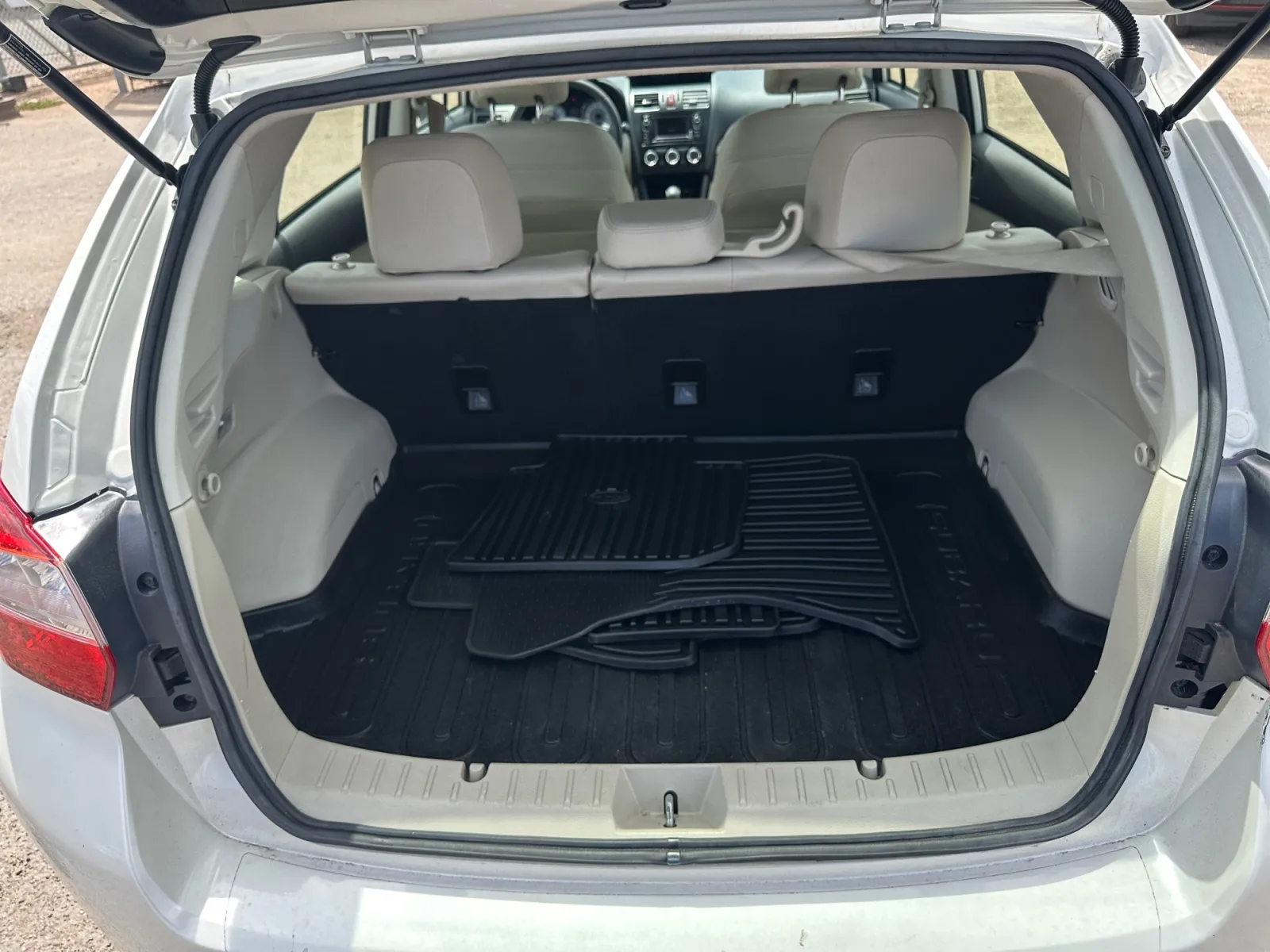 Subaru Impreza photo 19