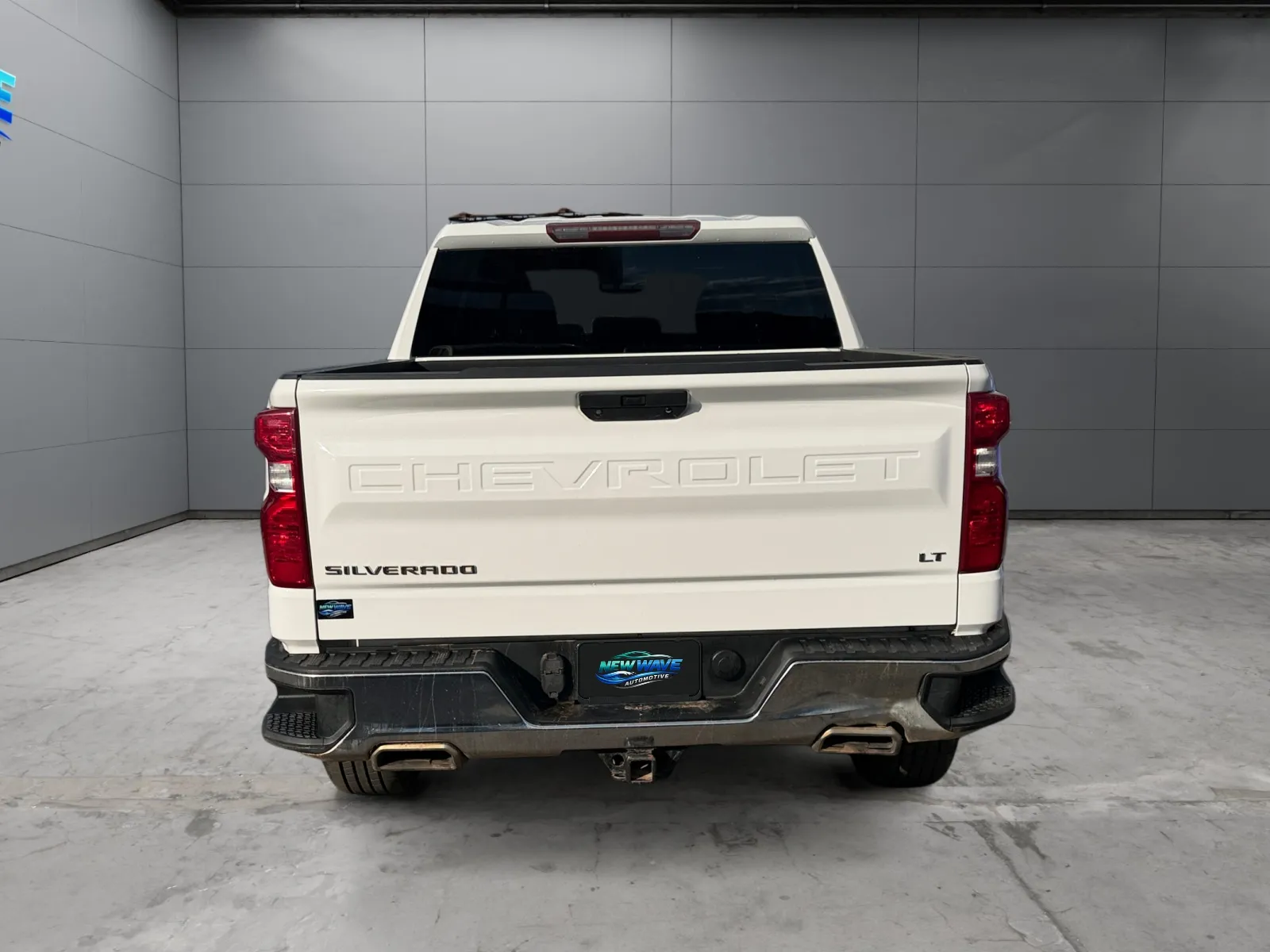 Chevrolet Silverado photo 4