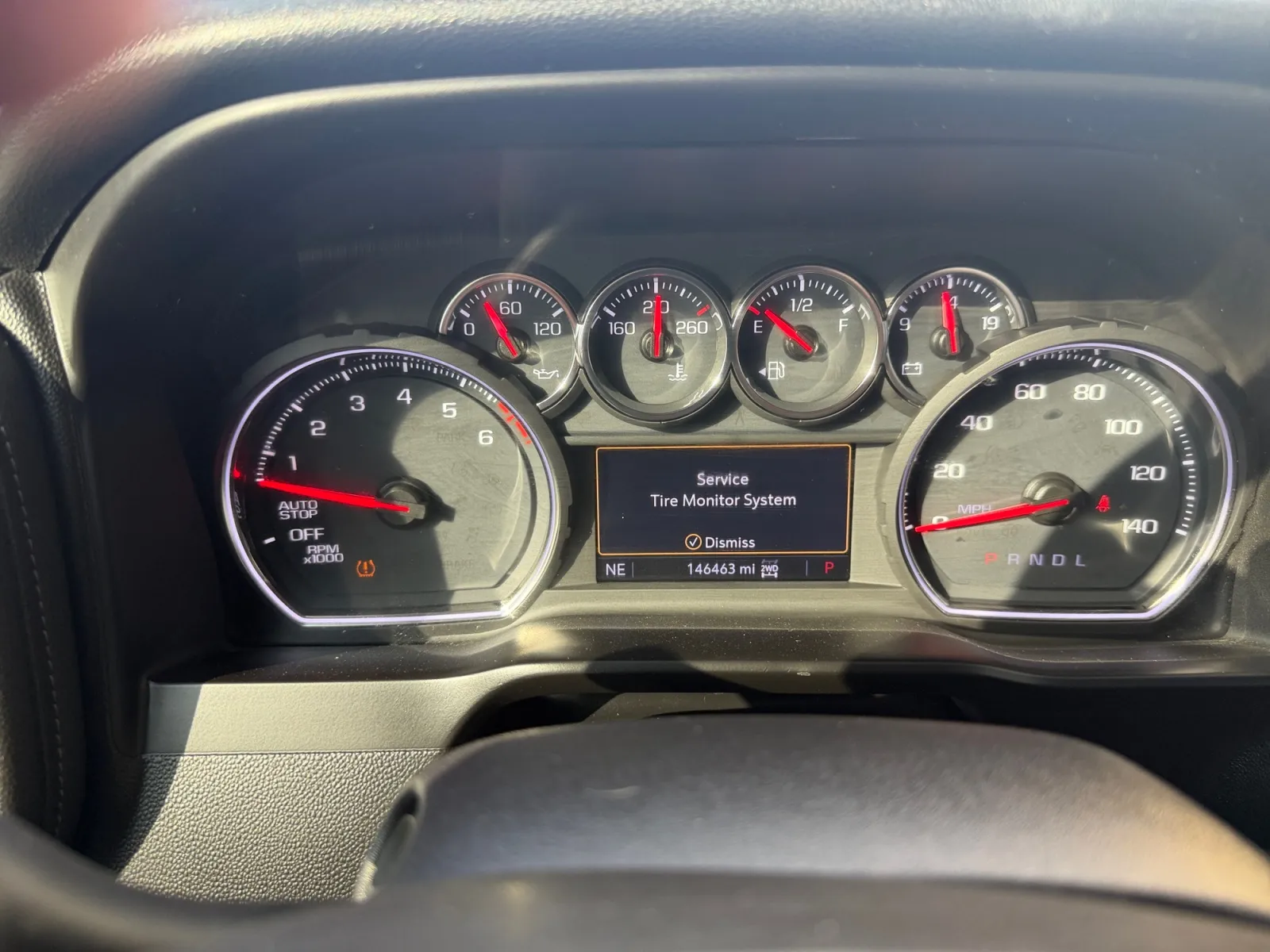 Chevrolet Silverado photo 14