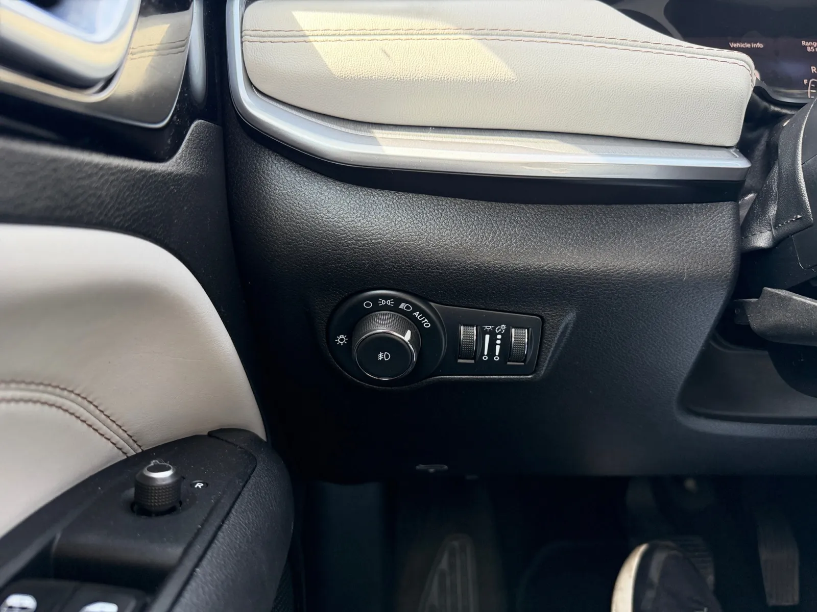 Jeep Compass photo 24