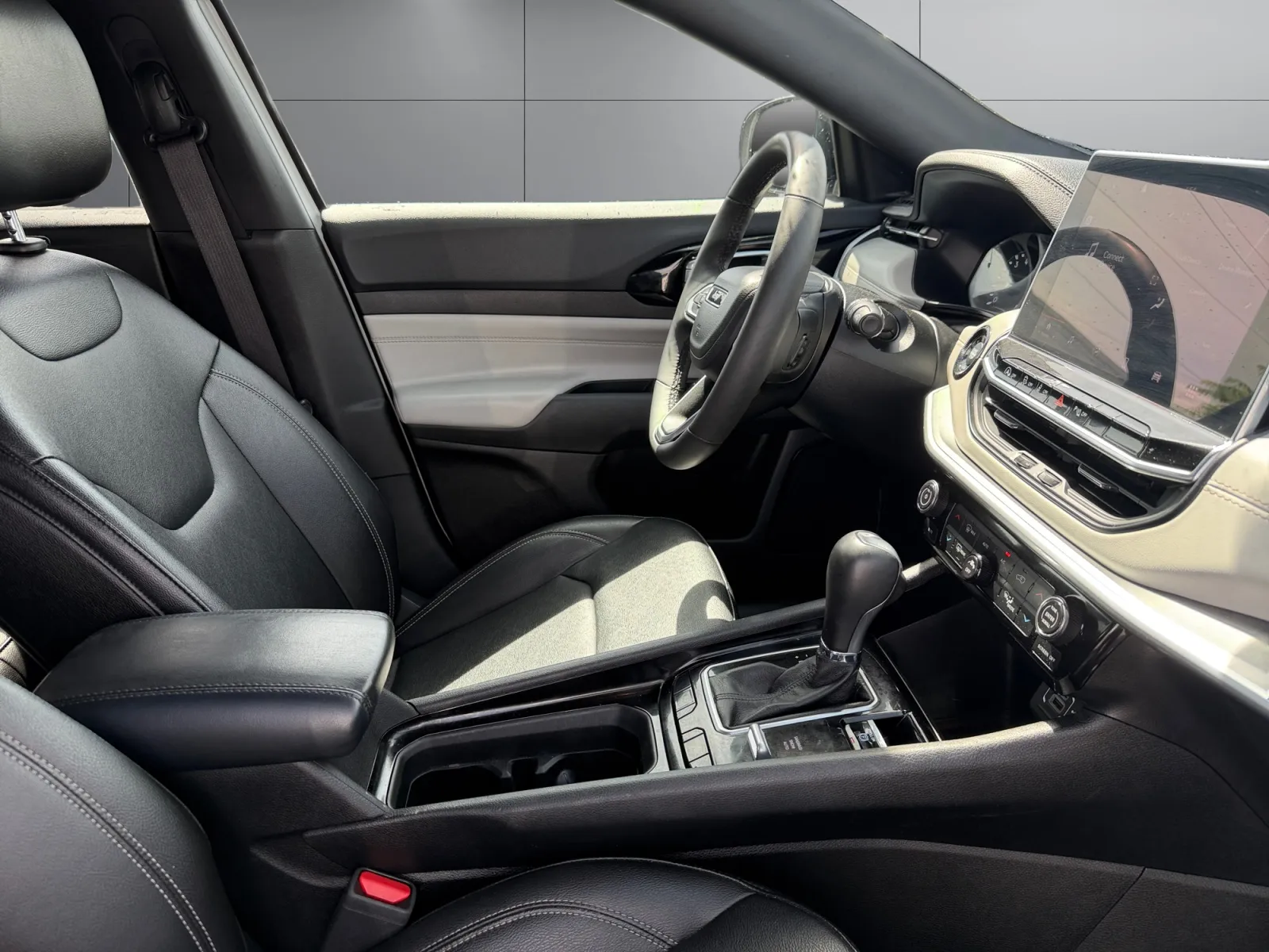 Jeep Compass photo 17