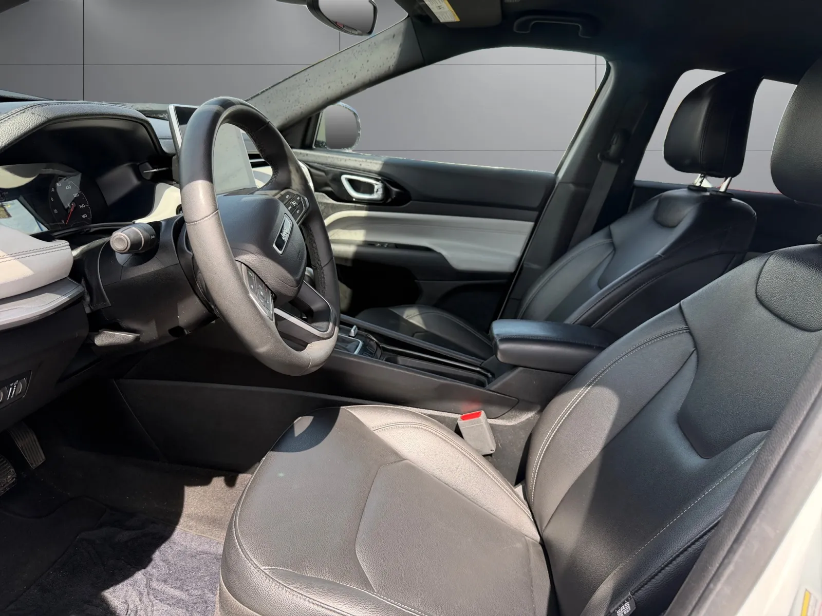 Jeep Compass photo 10