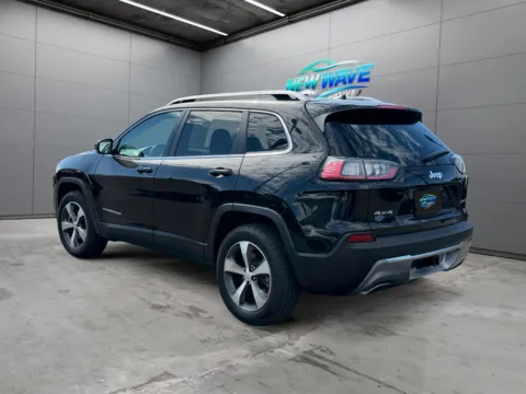 Another view of 2021 Jeep Cherokee Limited 4x4 for sale in Denver, CO at New Wave Automotive