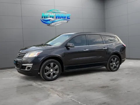 Gray 2017 Chevrolet Traverse LT for sale in Denver, CO