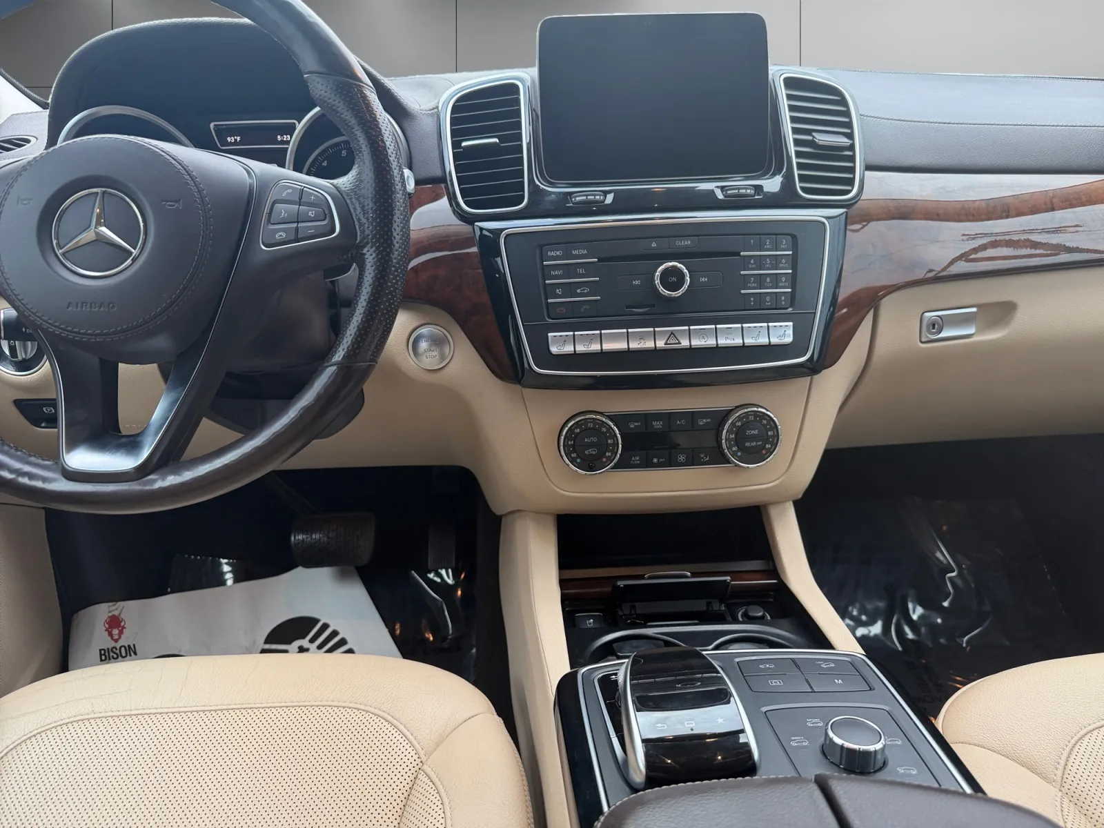 Mercedes-Benz GLS 450 photo 12