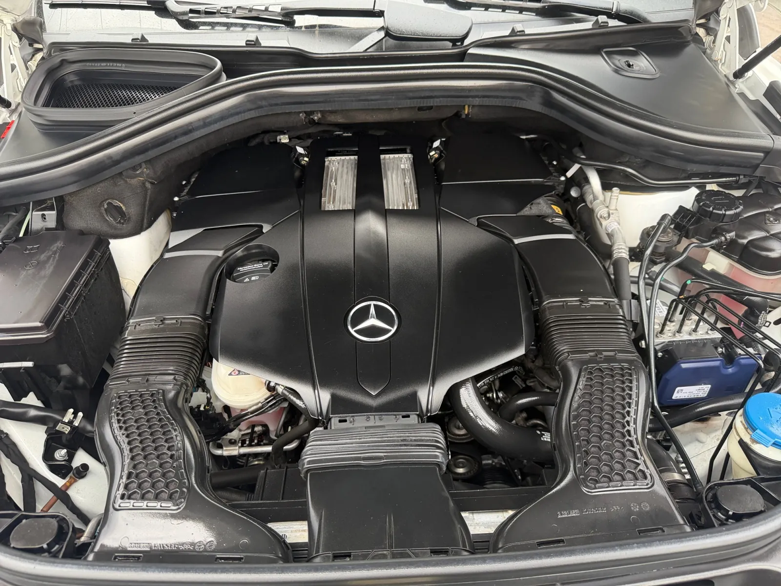 Mercedes-Benz GLS 450 photo 20