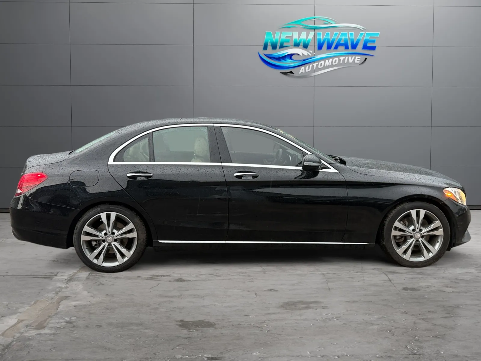 Mercedes-Benz C300 photo 6