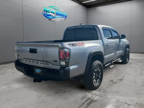 More photos of 2016 TOYOTA TACOMA TRD Off Road at New Wave Automotive, CO