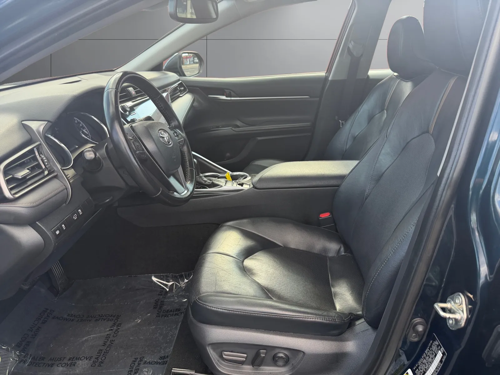 Toyota Camry photo 10