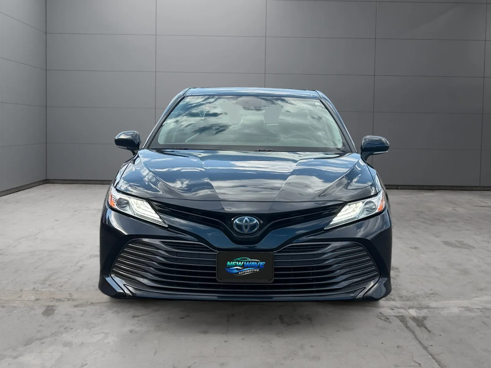 Toyota Camry photo 8