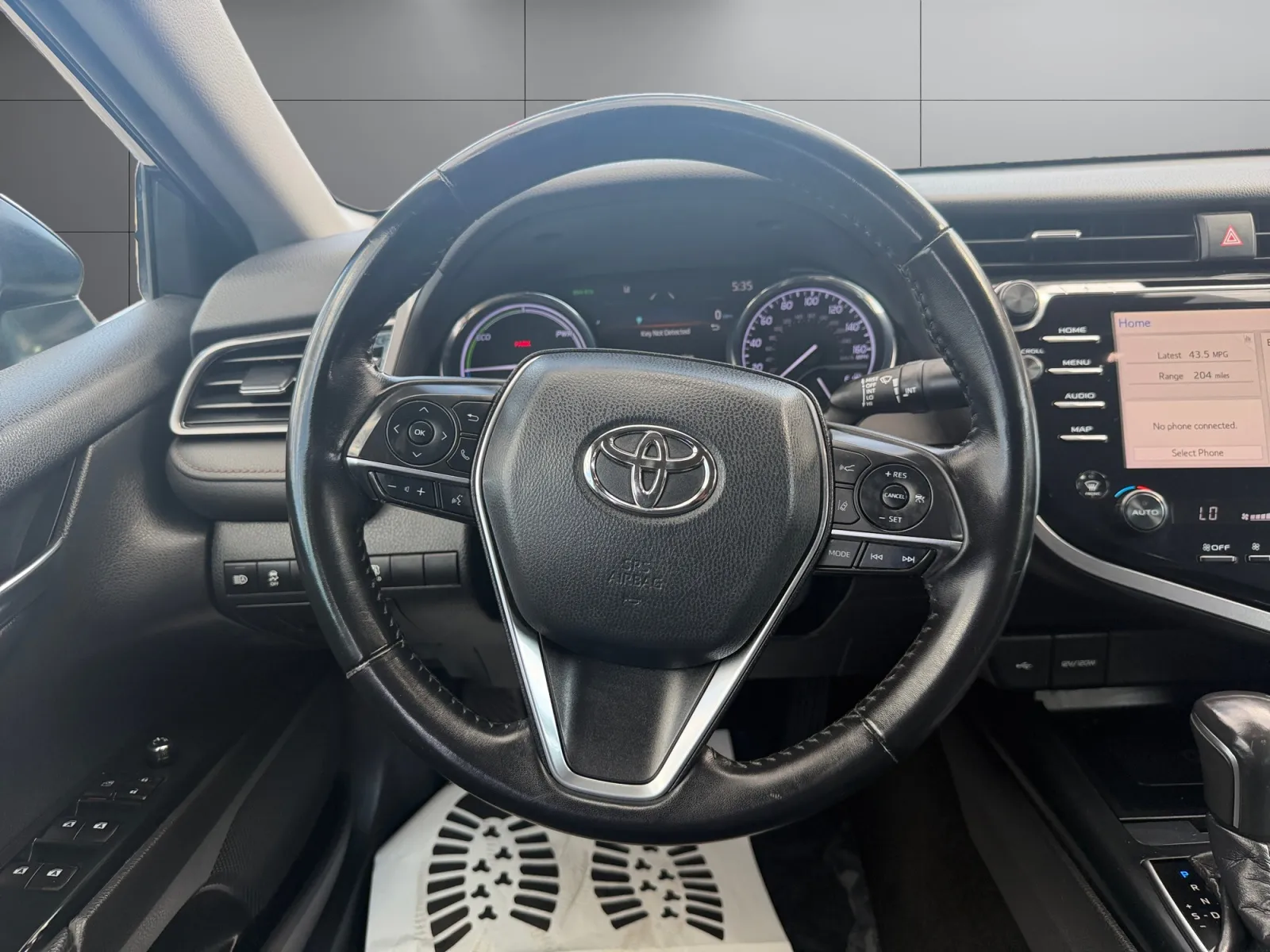 Toyota Camry photo 13