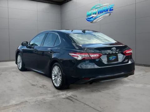 Another view of 2020 Toyota Camry Hybrid XLE for sale in Denver, CO at New Wave Automotive