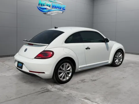 More photos of 2017 Volkswagen Beetle 1.8T Classic at New Wave Automotive, CO