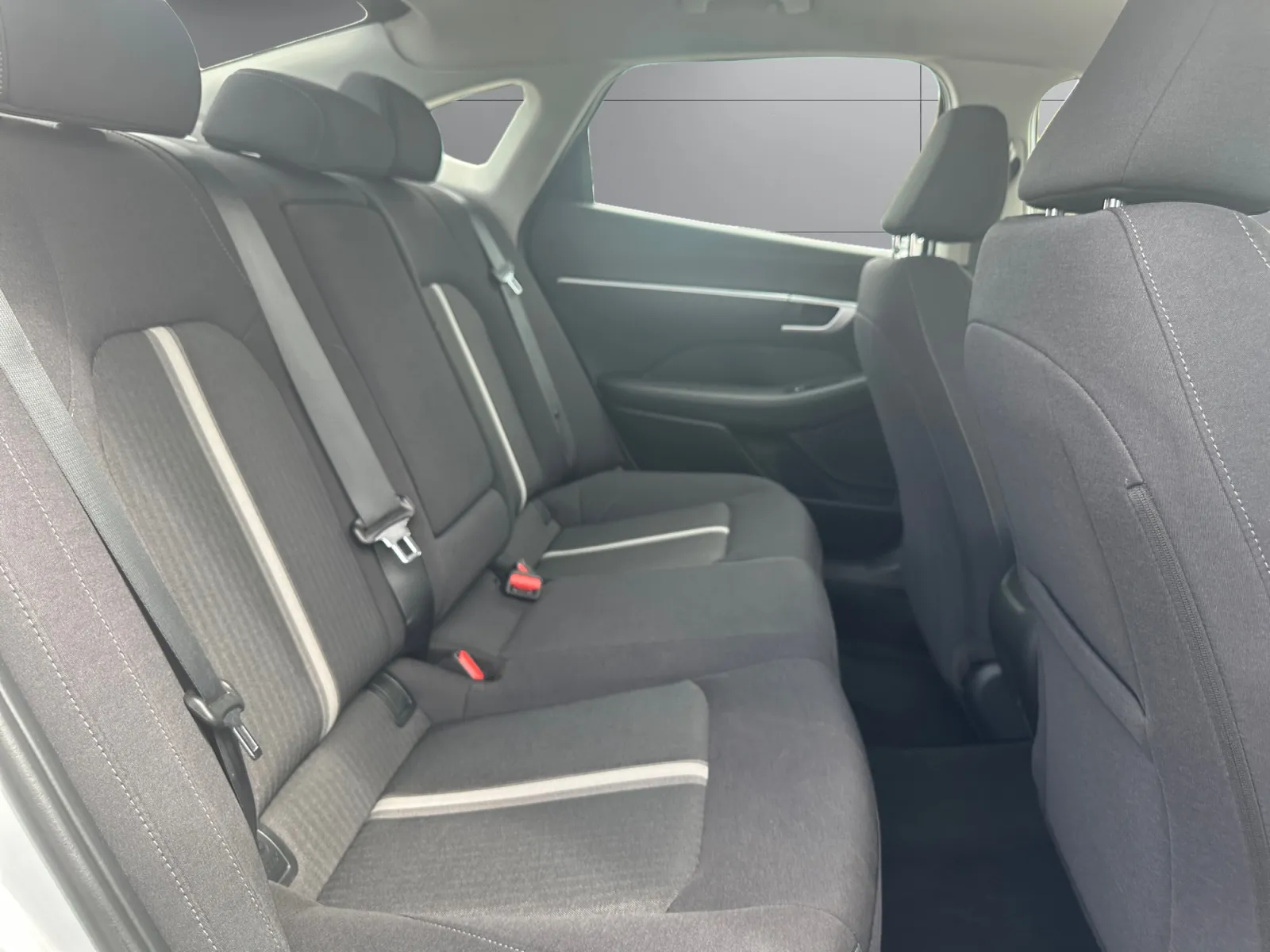 Hyundai Sonata photo 18