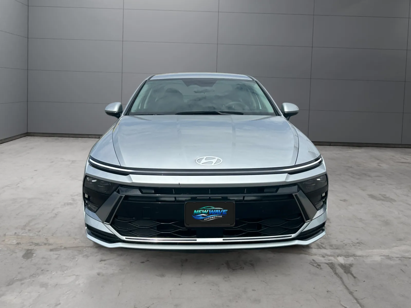 Hyundai Sonata photo 8