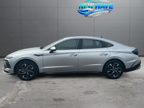 Photos of 2025 Hyundai Sonata SEL for sale in Denver, CO at New Wave Automotive