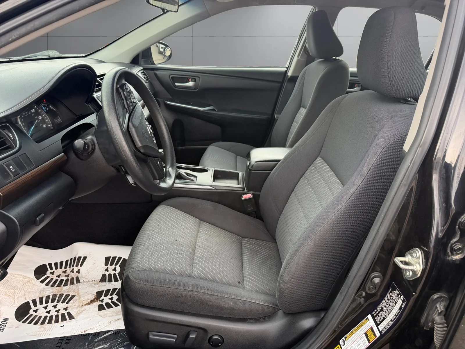 Toyota Camry photo 10