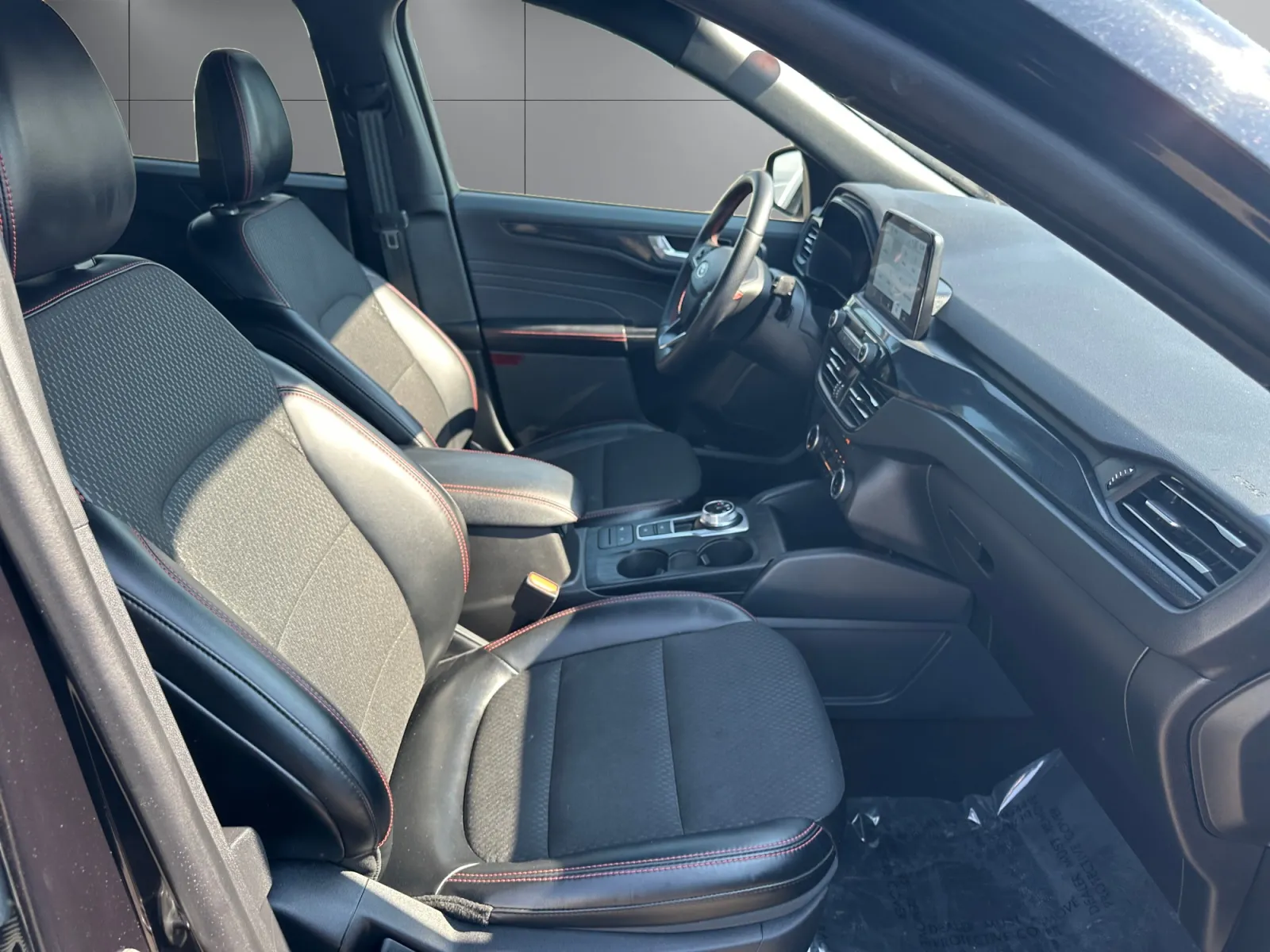 Ford Escape photo 17