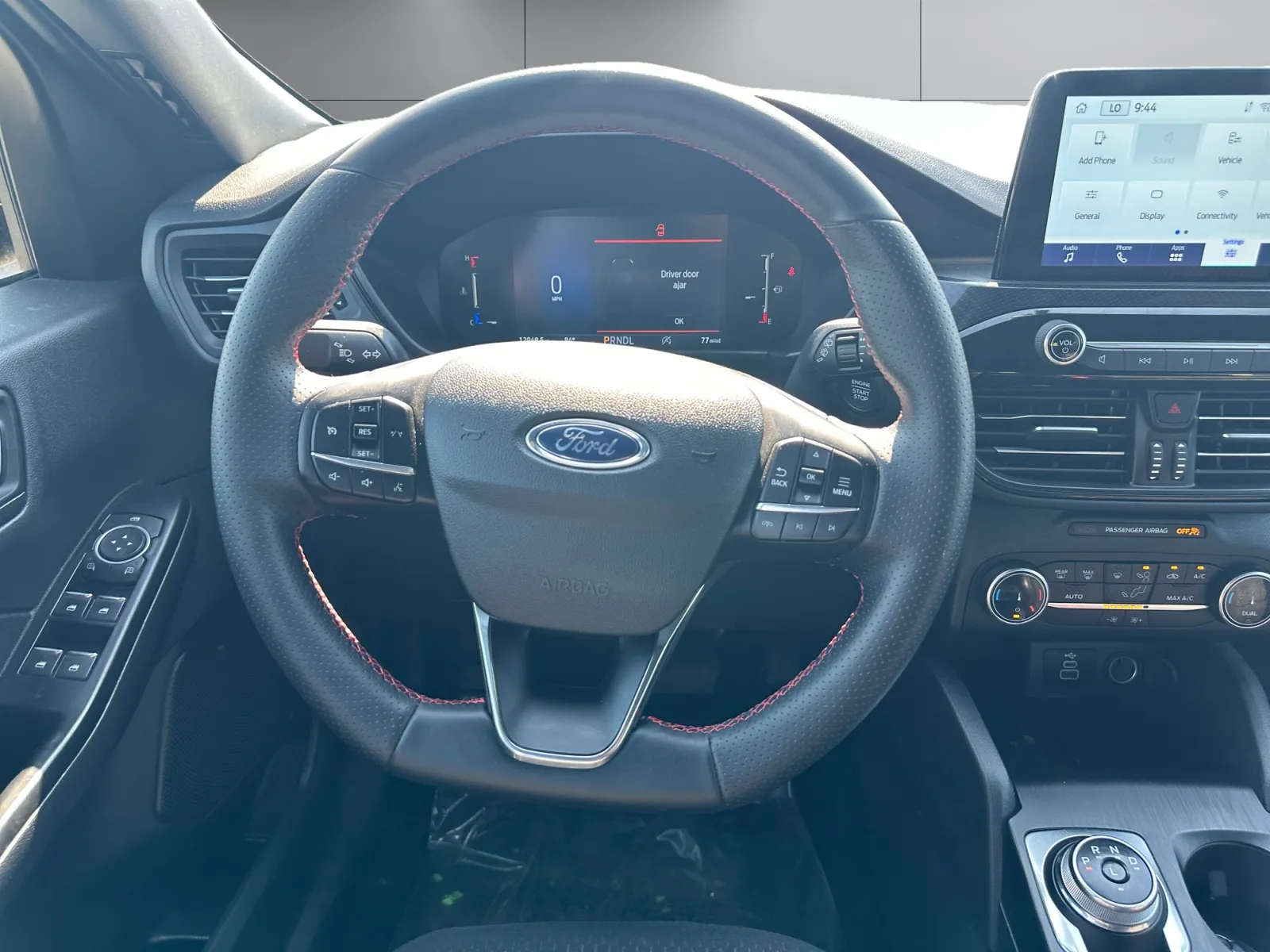 Ford Escape photo 13