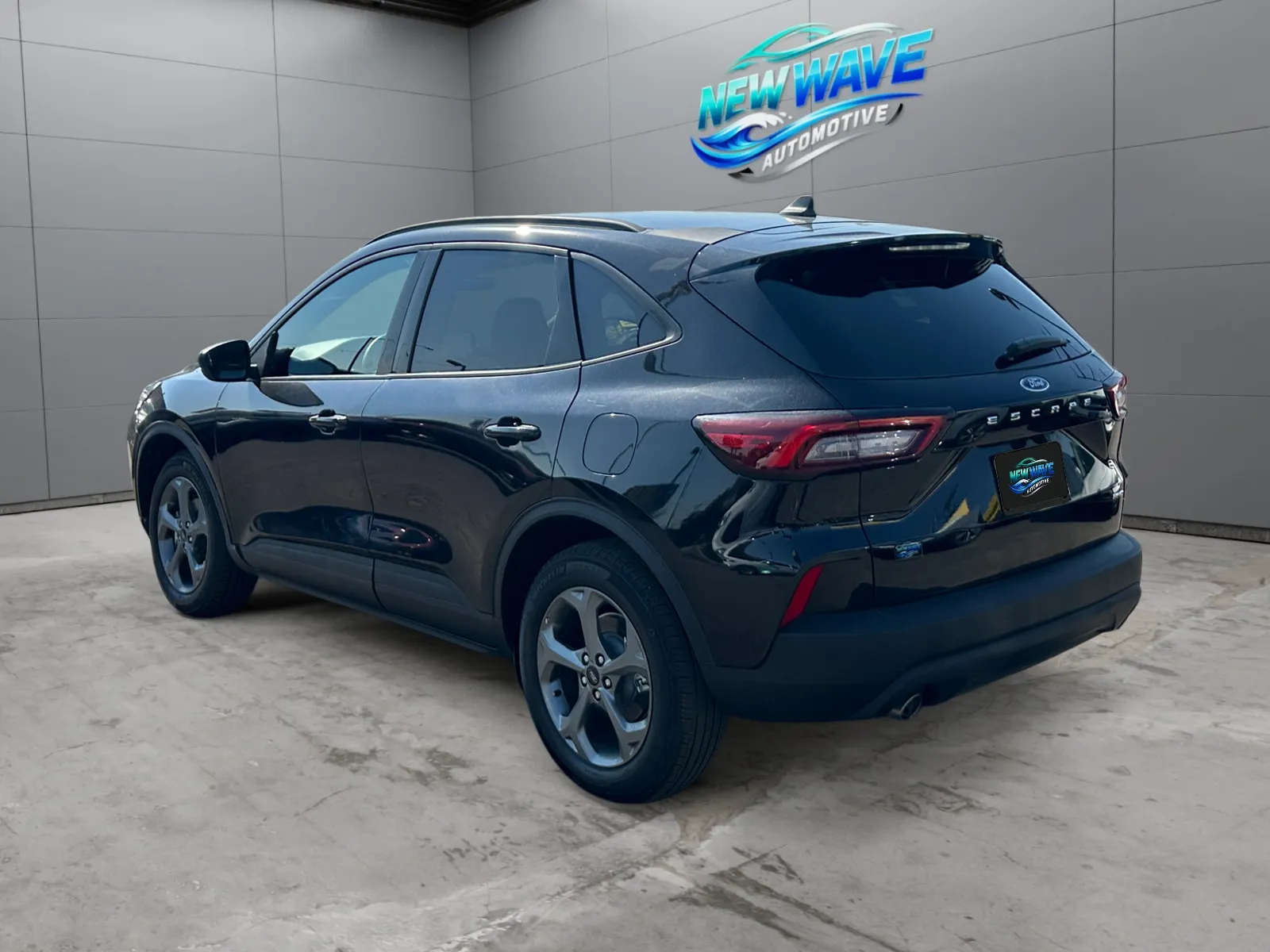 Ford Escape photo 3