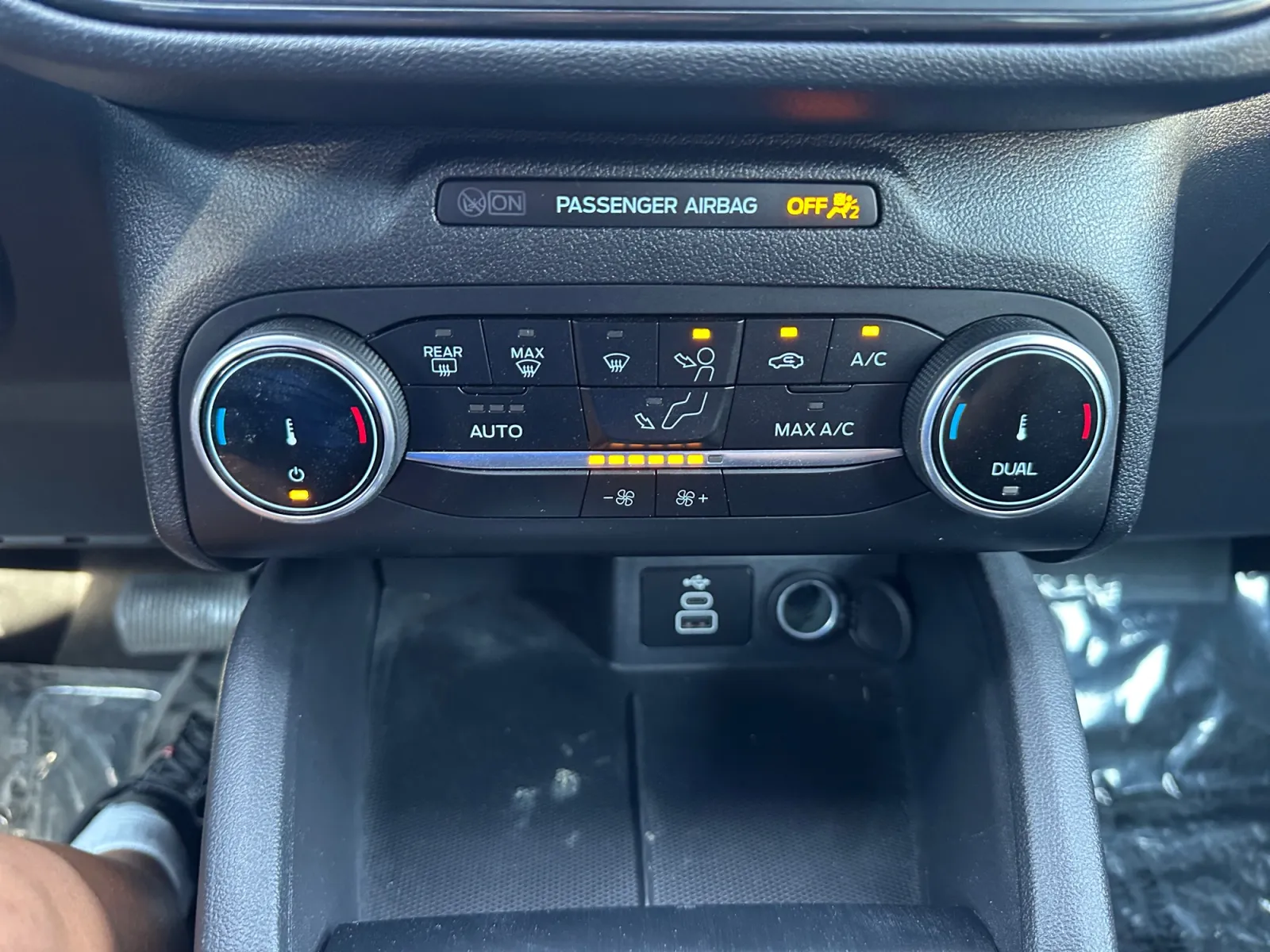 Ford Escape photo 23