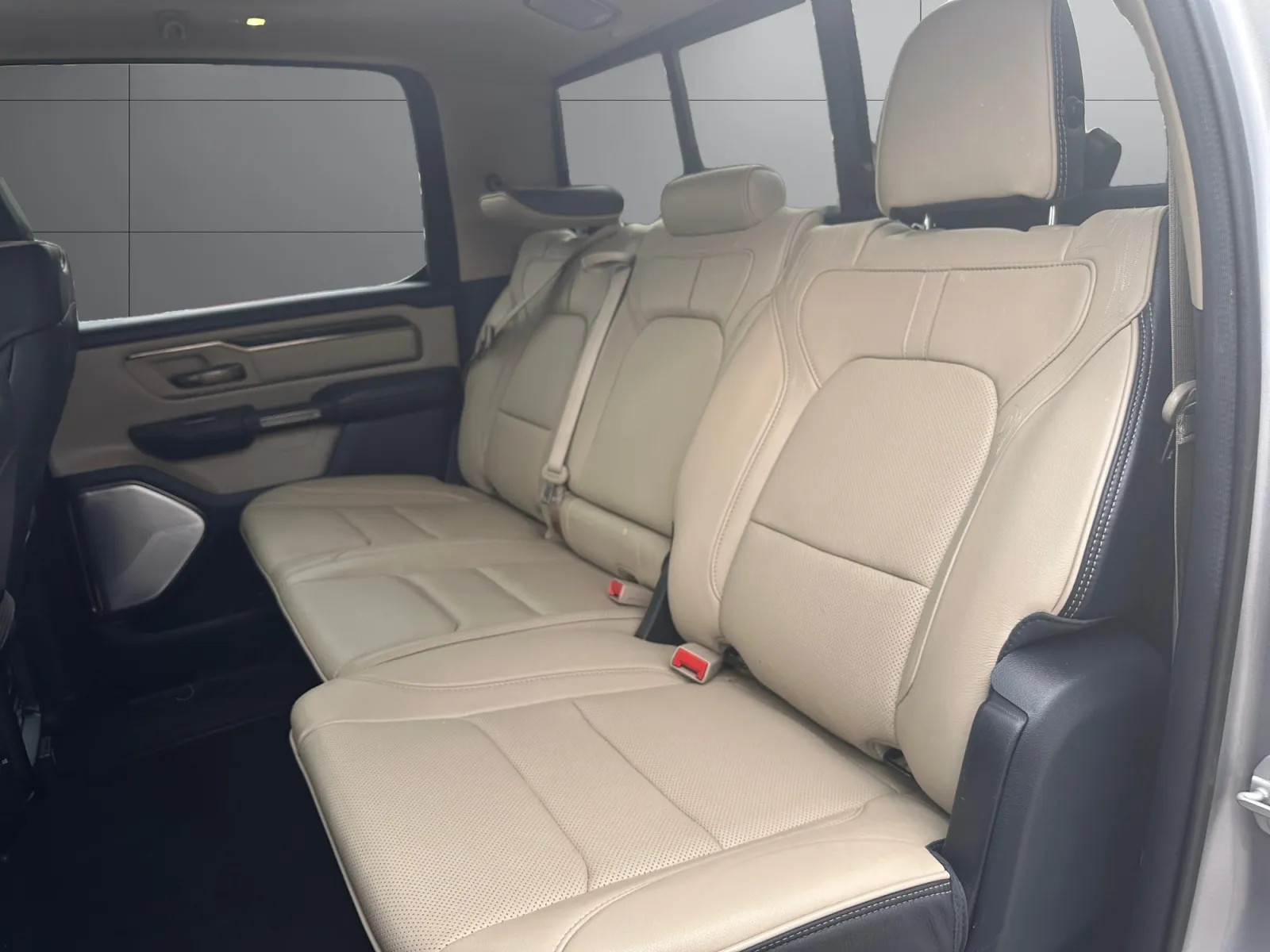 Ram 1500 photo 16