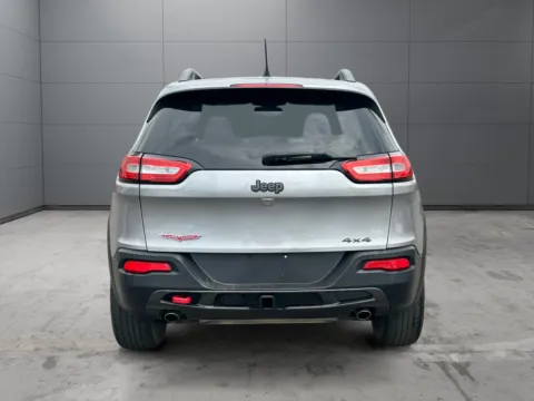 More photos of 2015 Jeep Cherokee Trailhawk at New Wave Automotive, CO