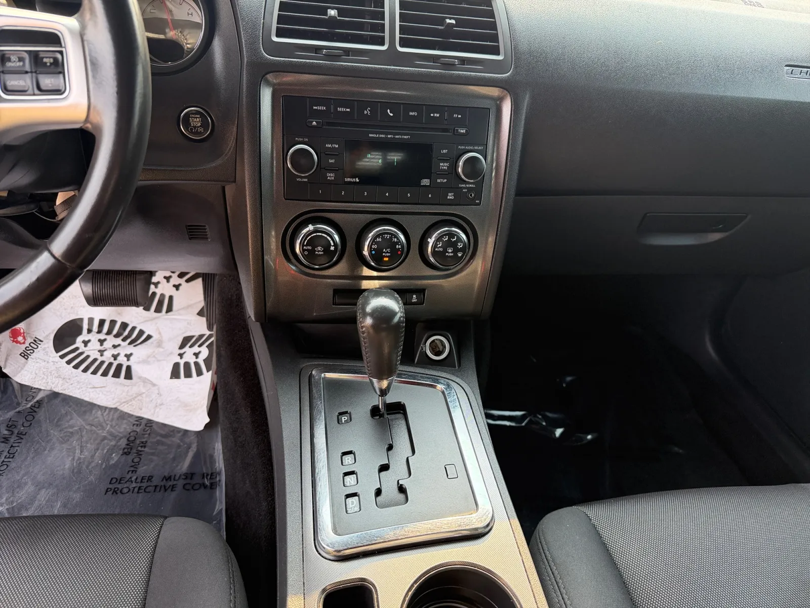 Dodge Challenger photo 15