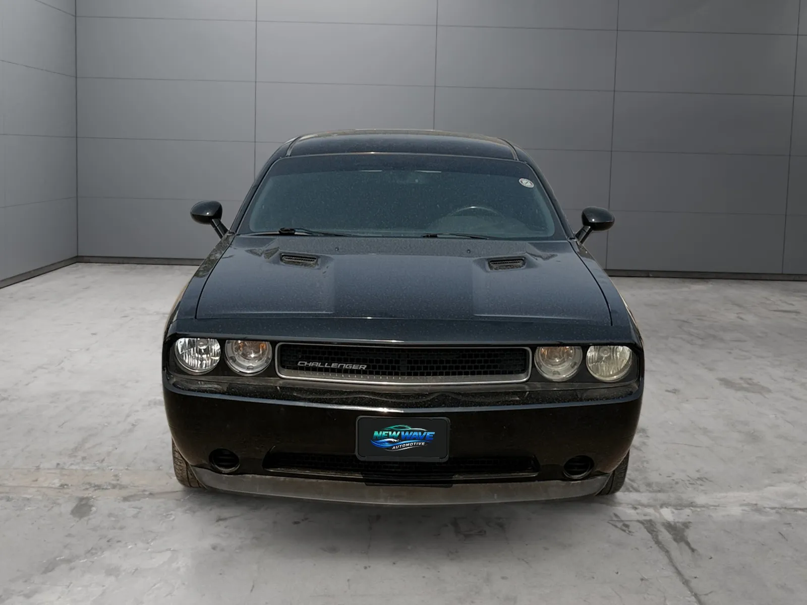 Dodge Challenger photo 8