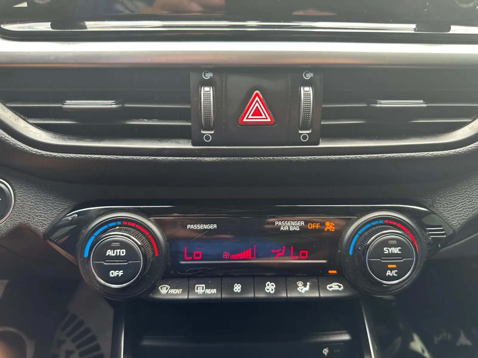 Kia Forte photo 22