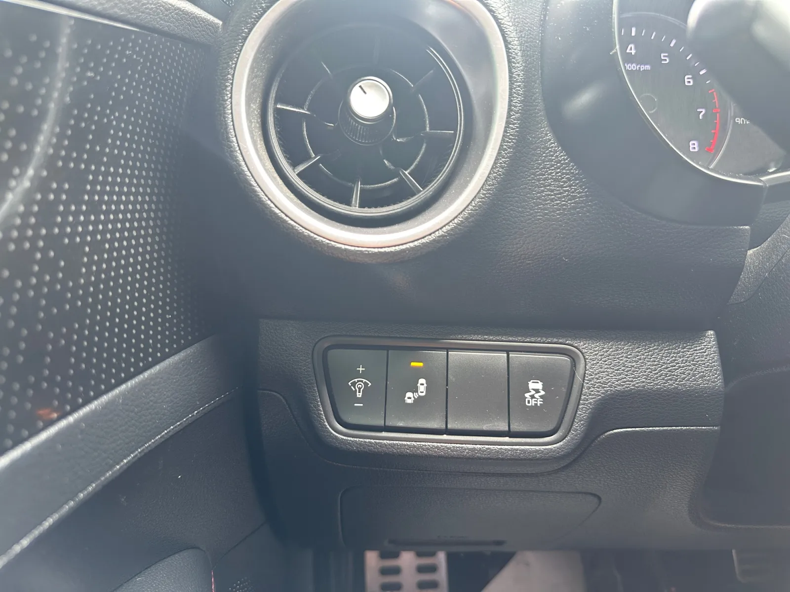 Kia Forte photo 24