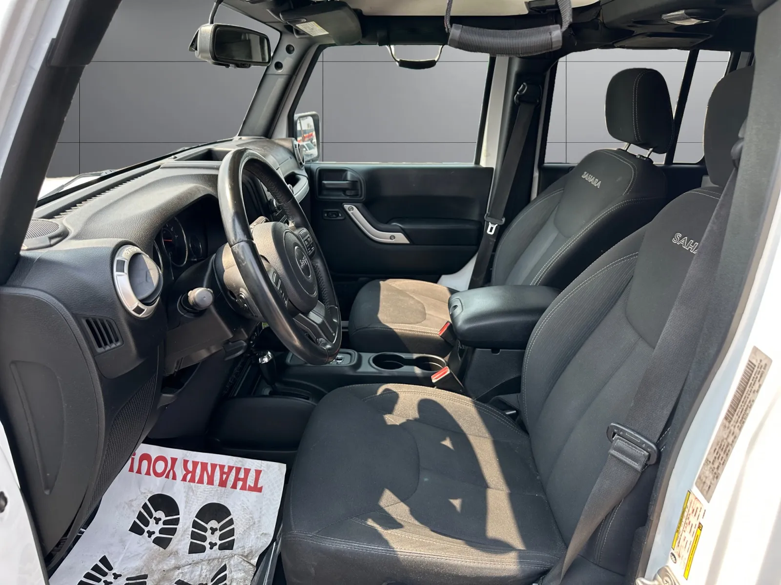 2018 Jeep Wrangler JK Unlimited Sahara - Photo 10