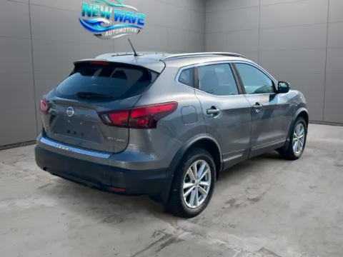 More photos of 2017 Nissan Rogue Sport SV at New Wave Automotive, CO