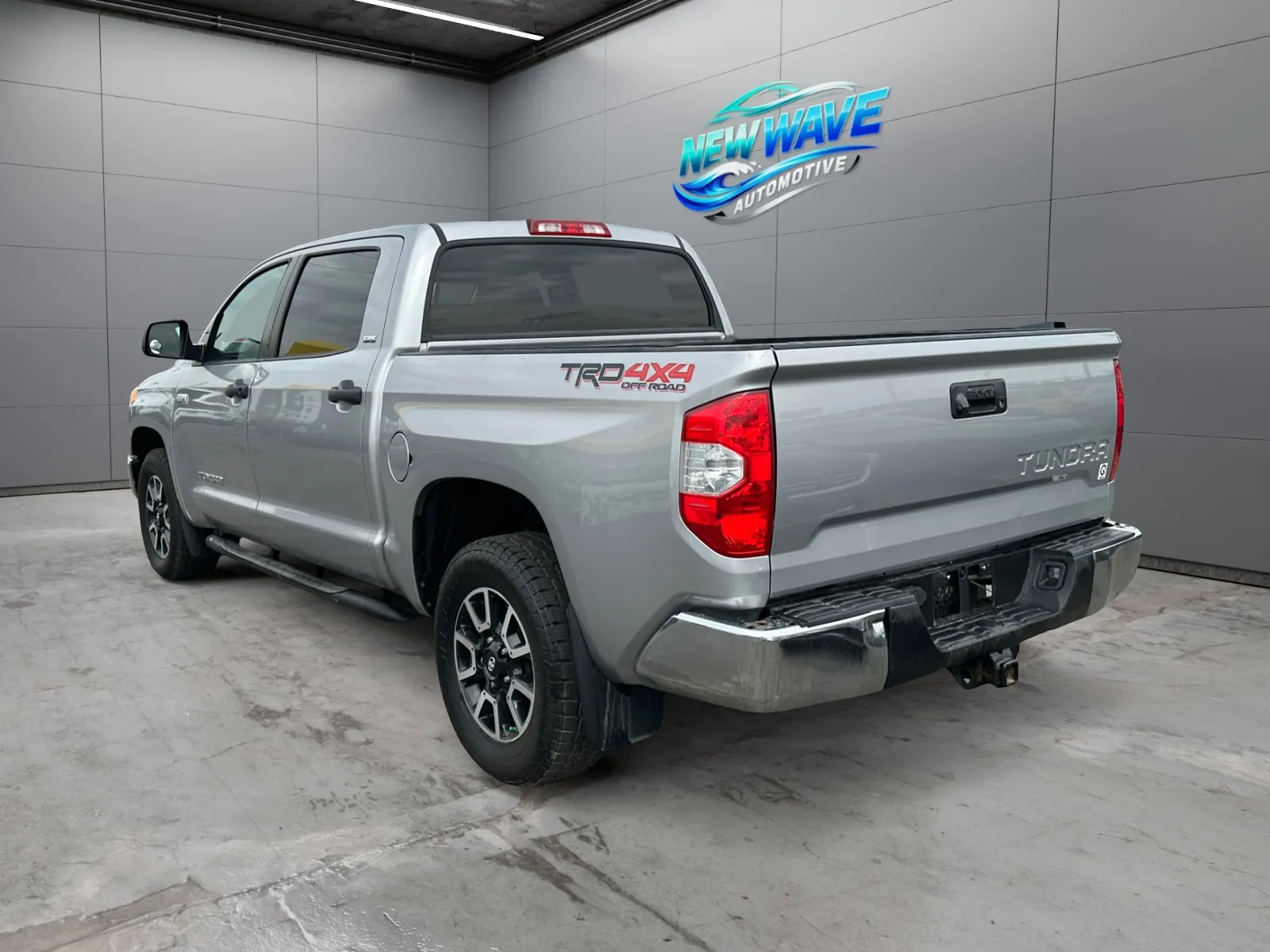 Toyota Tundra photo 3