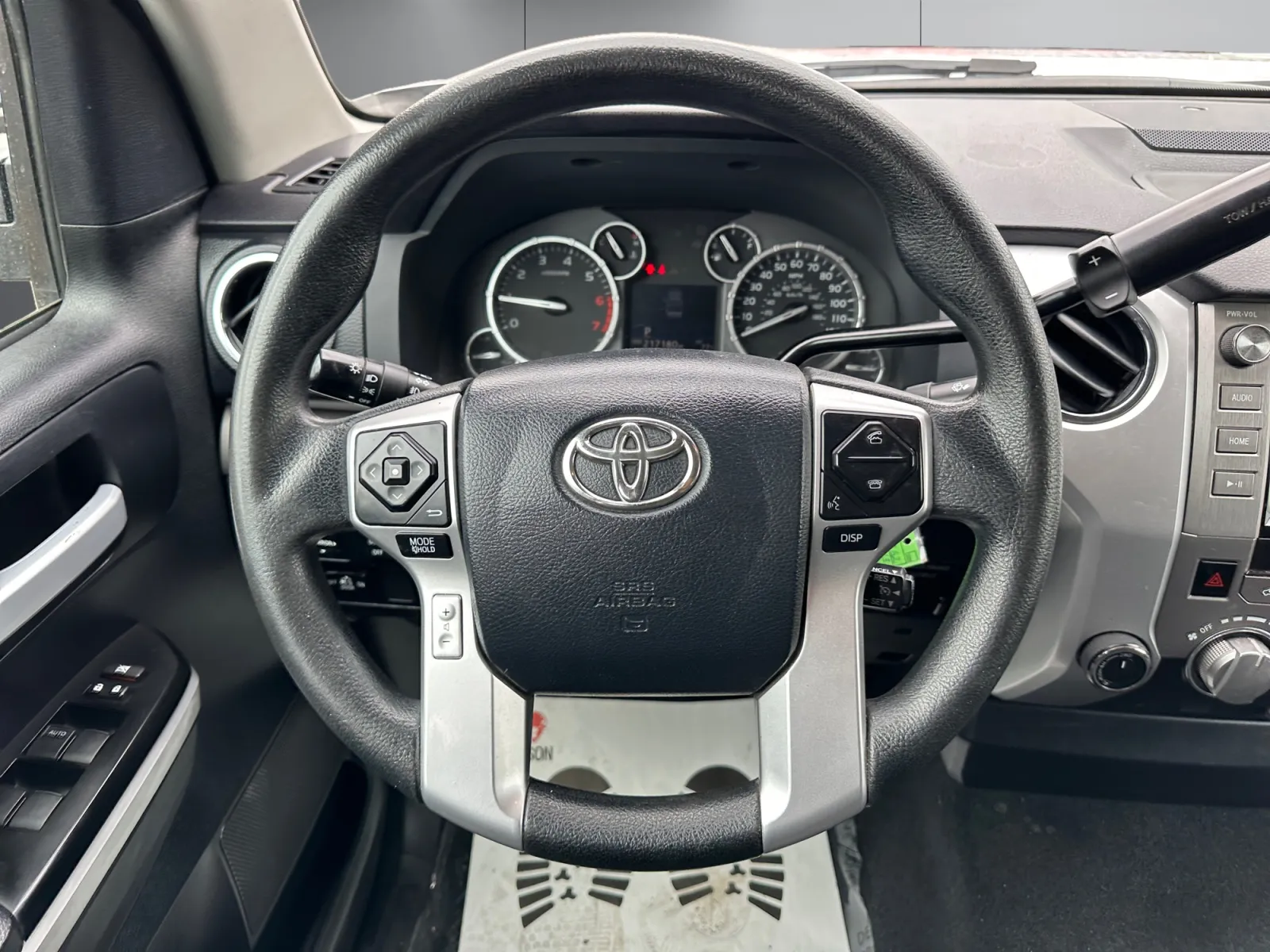 Toyota Tundra photo 13